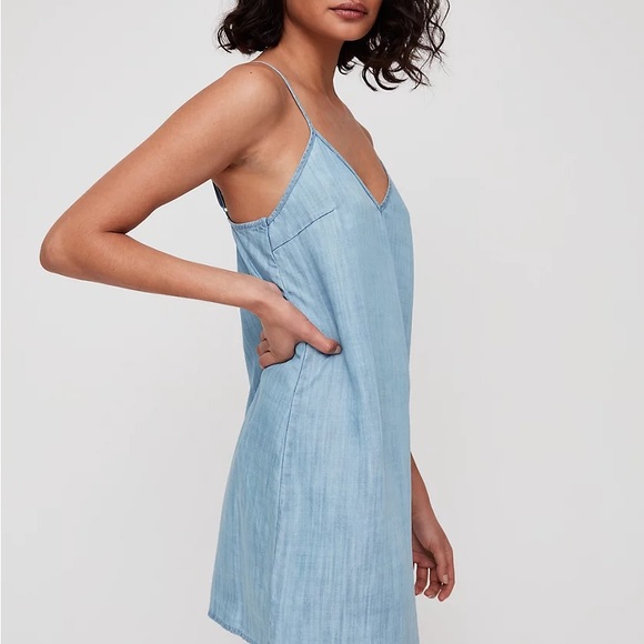 Aritzia Yirrell Dress - Picture 2 of 8